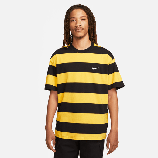 Nike striped shirt hotsell